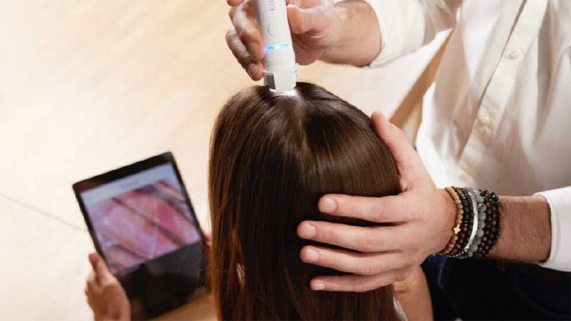 In Salon Hair Diagnosis by Kérastase